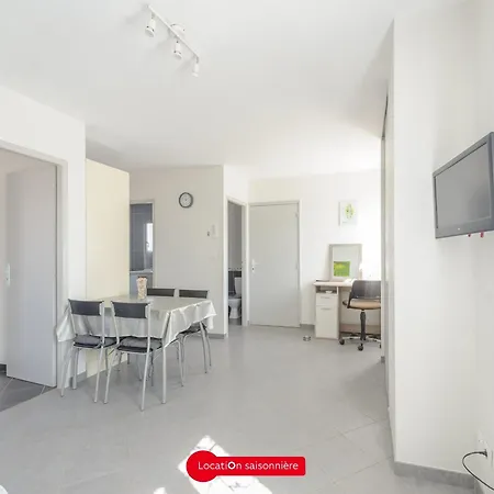 T2 A 100m De L'ocean, Confort Avec Parking Privatif, Pour 4 Personnes - Fr-1-535-58