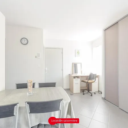 T2 A 100m De L'ocean, Confort Avec Parking Privatif, Pour 4 Personnes - Fr-1-535-58 Appartamento
